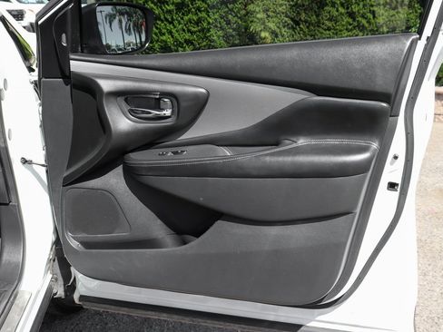 Used 2023 Nissan Murano SV w/ SV Midnight Edition Package image 37