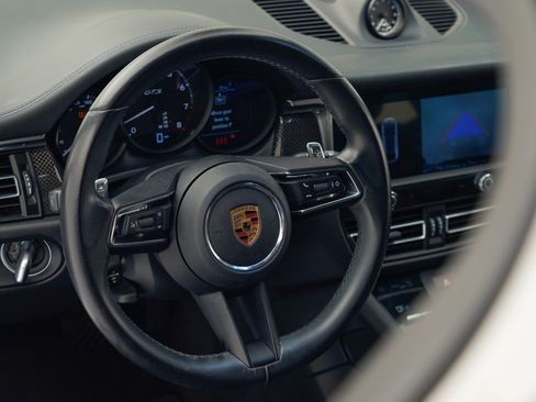 Used 2023 Porsche Macan GTS image 22