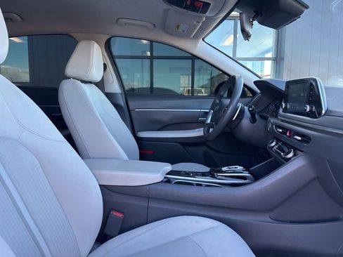 Used 2023 Hyundai Sonata Blue image 11