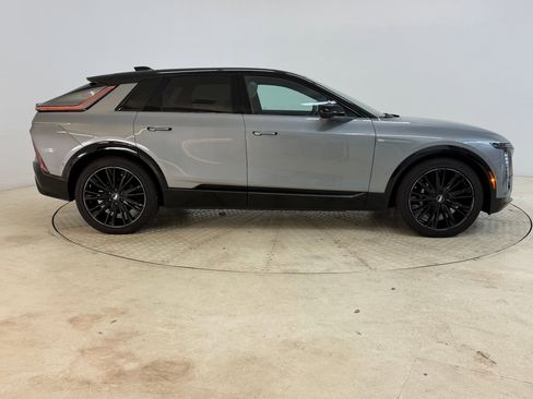 New 2025 Cadillac Lyriq Sport image 8