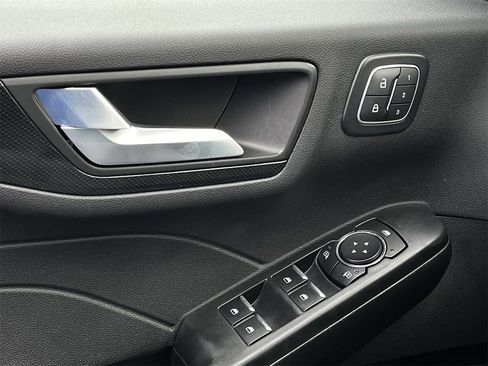 Used 2024 Ford Escape ST-Line Elite w/ Premium Technology Package image 21