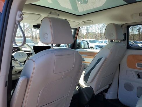 New 2025 Volkswagen ID. Buzz 1st Edition image 12