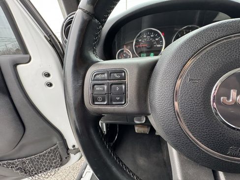 Used 2016 Jeep Wrangler Unlimited Sport S image 21