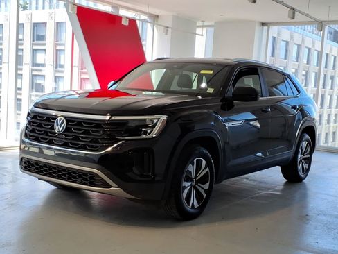 Certified 2024 Volkswagen Atlas Cross Sport SE FWD image 1