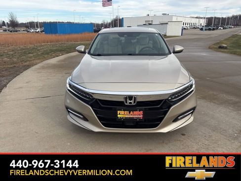 Used 2018 Honda Accord Touring image 12
