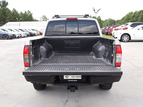 Used 2000 Nissan Frontier XE RWD image 38