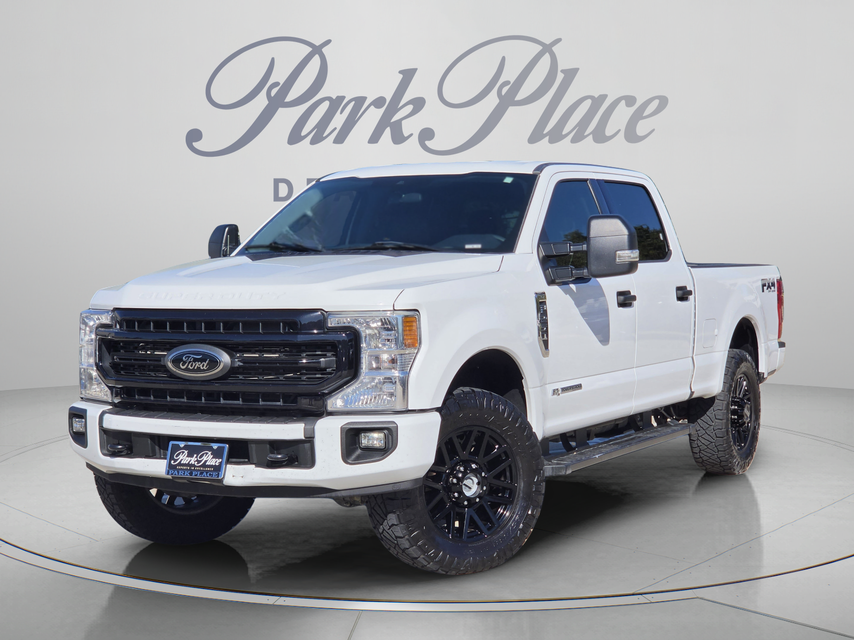 Used 2022 Ford F250 XLT w/ Black Appearance Package AWD/4WD image 1