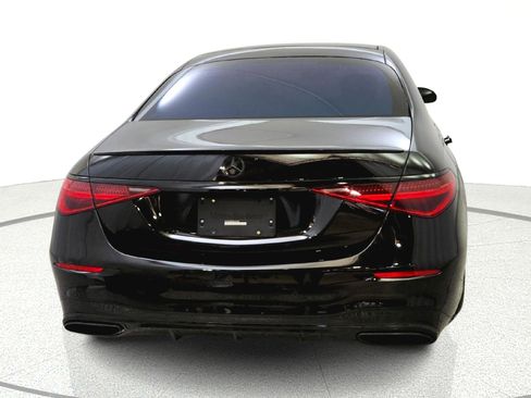 Used 2022 Mercedes-Benz S 500 4MATIC w/ AMG Line Package image 6