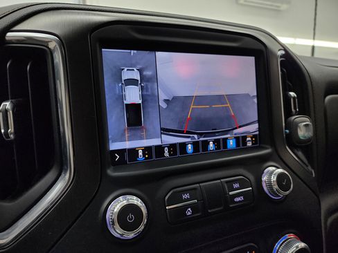 Used 2022 GMC Sierra 2500 AT4 w/ AT4 Premium Plus Package image 17