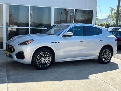 Used 2024 Maserati Grecale GT AWD/4WD image 27
