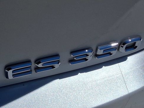 Used 2023 Lexus ES 350 w/ Premium Package FWD image 31