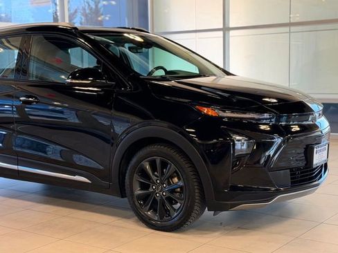 Used 2022 Chevrolet Bolt EUV Premier w/ Launch Edition image 5