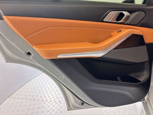 Used 2024 BMW X5 sDrive40i w/ M Sport Package image 34