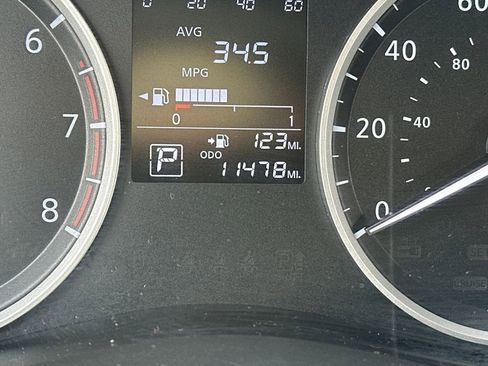 Used 2025 Nissan Versa S w/ Trunk Package image 21