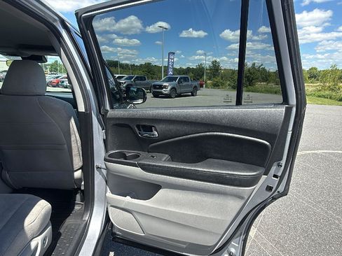 Used 2021 Honda Pilot EX image 20