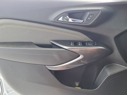 Used 2025 Chevrolet Trax ACTIV w/ Driver Confidence Package FWD image 21