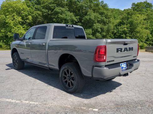 New 2026 RAM 2500 Laramie AWD/4WD image 5