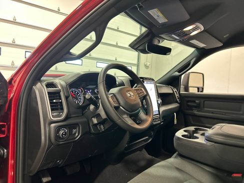 New 2026 RAM 2500 Tradesman AWD/4WD image 19