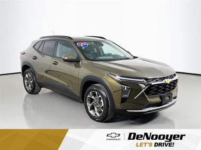 Used 2024 Chevrolet Trax LT w/ Sunroof Package