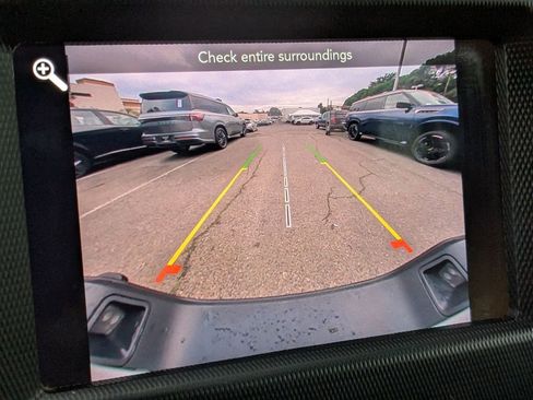 Used 2022 Jeep Gladiator Willys image 20