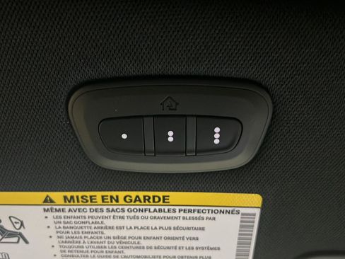 New 2026 Chrysler Pacifica Select image 23