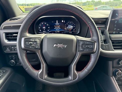 Used 2022 Chevrolet Tahoe RST w/ Luxury Package AWD/4WD image 22