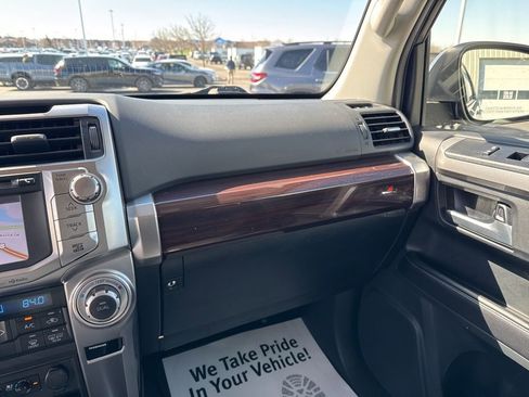 Used 2015 Toyota 4Runner Limited image 27