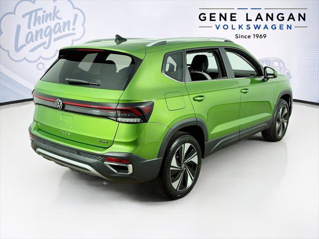 New 2027 Volkswagen Taos SE AWD/4WD image 5
