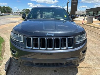 Used 2014 Jeep Grand Cherokee Laredo w/ 18" Wheel & 8.4" Radio Group