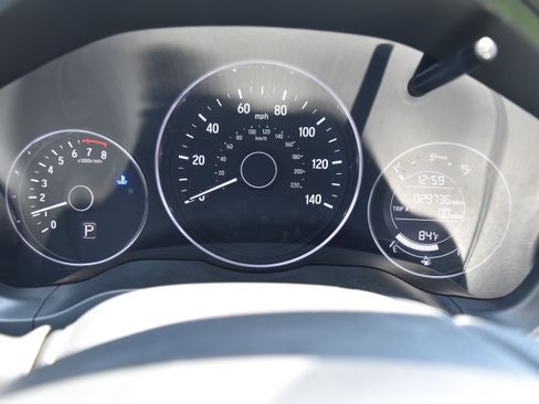 Certified 2021 Honda HR-V LX image 14