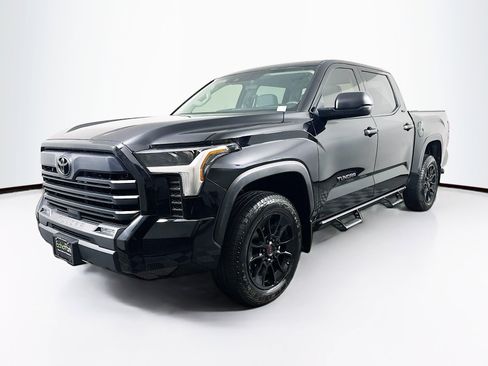 Used 2024 Toyota Tundra SR5 image 3