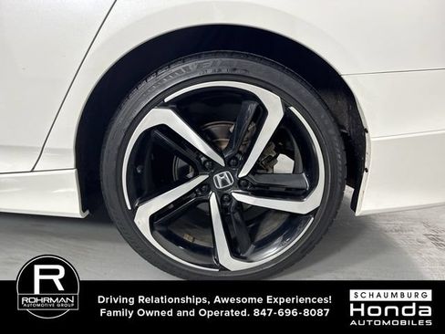 Used 2019 Honda Accord Sport image 5