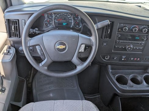 Used 2019 Chevrolet Express 2500 LT w/ LT Preferred Equipment Group RWD image 23