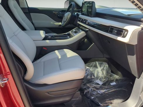 New 2026 Lincoln Aviator 2WD image 24