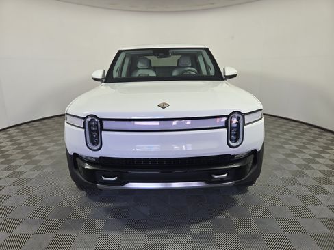 Used 2024 Rivian R1T Adventure Dual AWD/4WD image 8