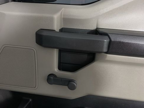 Used 2018 Ford F150 XL image 31