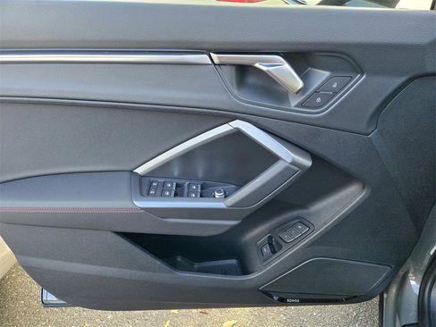 New 2025 Audi Q3 2.0T Premium Plus image 17