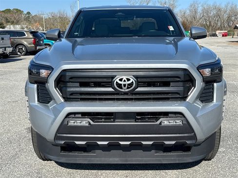 New 2025 Toyota Tacoma SR5 image 8