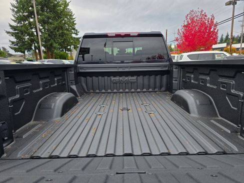 New 2026 GMC Sierra 2500 SLT w/ SLT Premium Package image 16