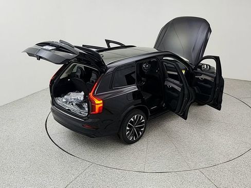 New 2026 Volvo XC90 T8 Ultra w/ Protection Package AWD/4WD image 36