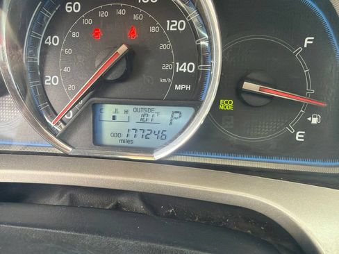 Used 2014 Toyota RAV4 Limited FWD image 6