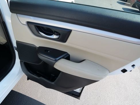 Used 2020 Honda CR-V LX image 24