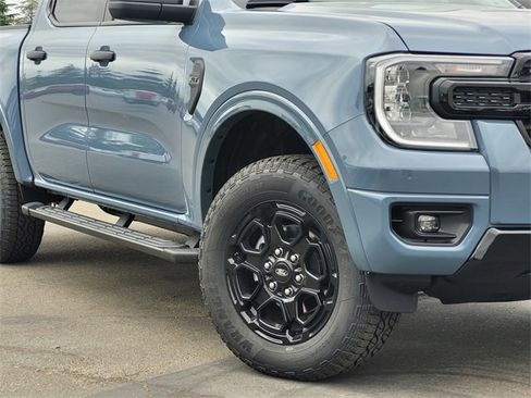 New 2025 Ford Ranger Lariat w/ FX4 Off-Road Package image 2