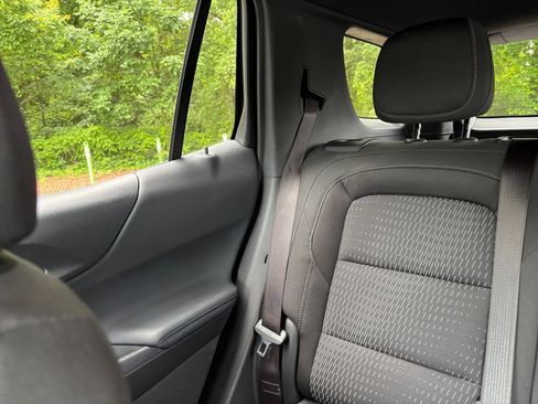 Used 2025 Chevrolet Equinox LT FWD image 39