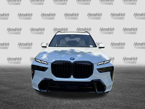 New 2027 BMW X7 xDrive40i w/ M Sport Package AWD/4WD image 3