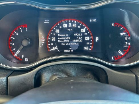 Used 2014 Dodge Durango Citadel w/ Technology Group RWD image 17