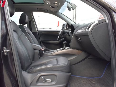 Used 2017 Audi Q5 2.0T Premium Plus w/ Technology Package image 27