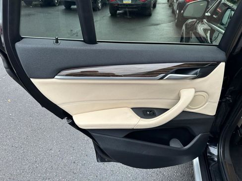 Used 2018 BMW X1 xDrive28i AWD/4WD image 15