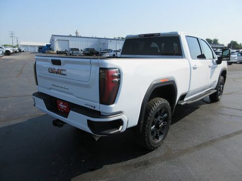 Certified 2024 GMC Sierra 2500 AT4 AWD/4WD image 6