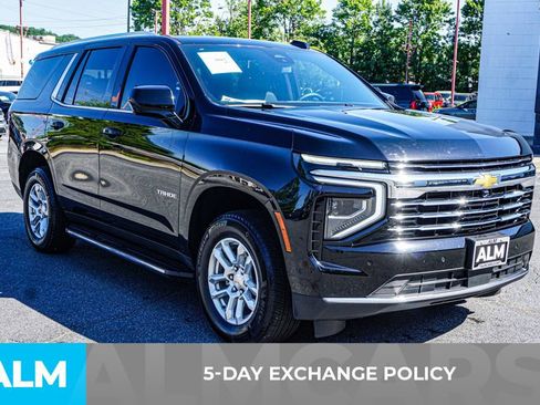 Used 2025 Chevrolet Tahoe LT AWD/4WD image 4